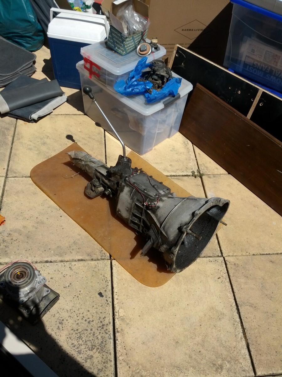 67 sedan gearbox.jpg